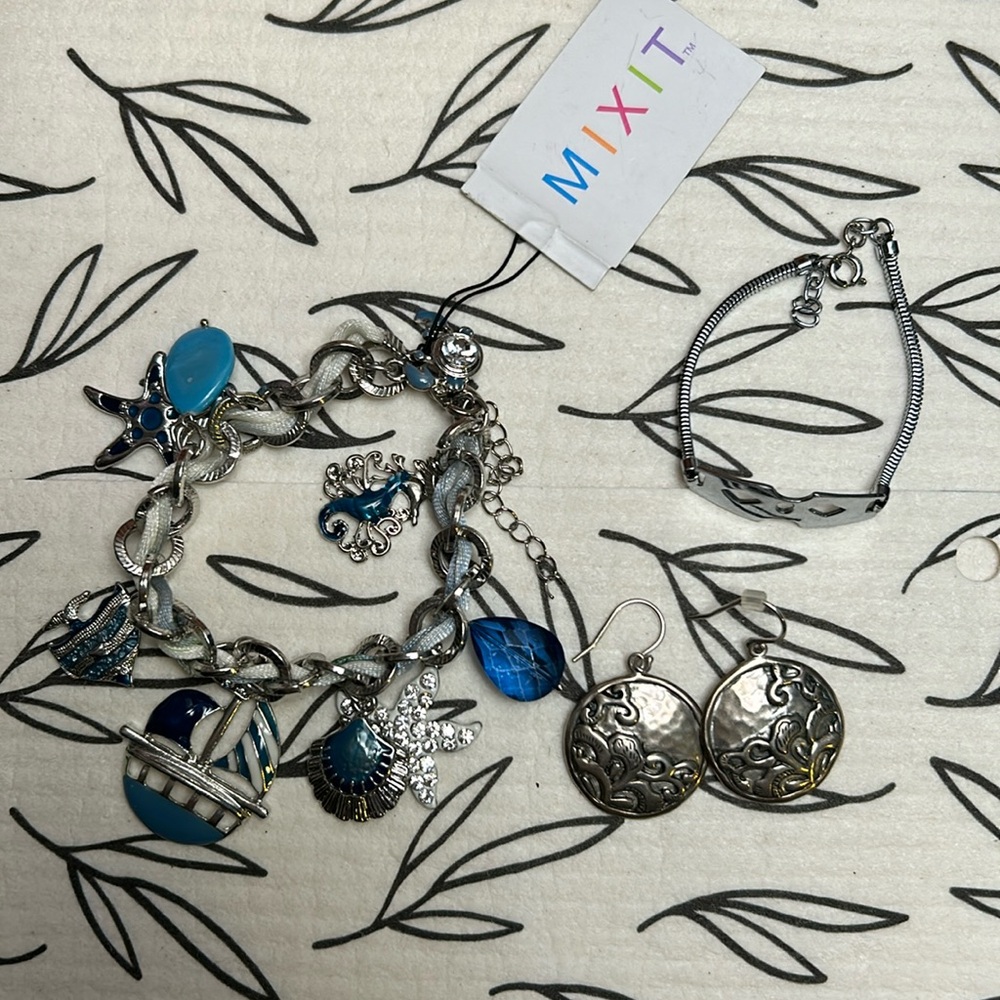 Jewelry bundle